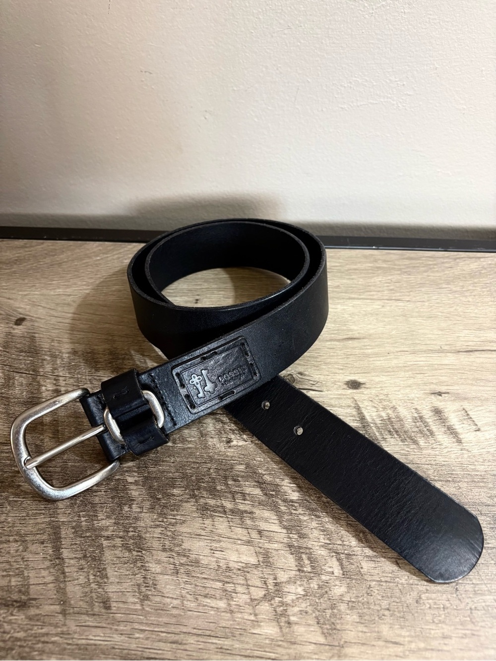 FOSSIL Black Leather SILVER TONE Buckle CASUAL BELT  M